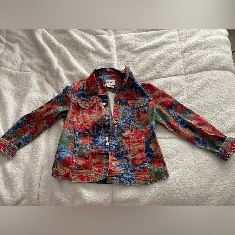 Women’s Rainbow Floral Jean jacket